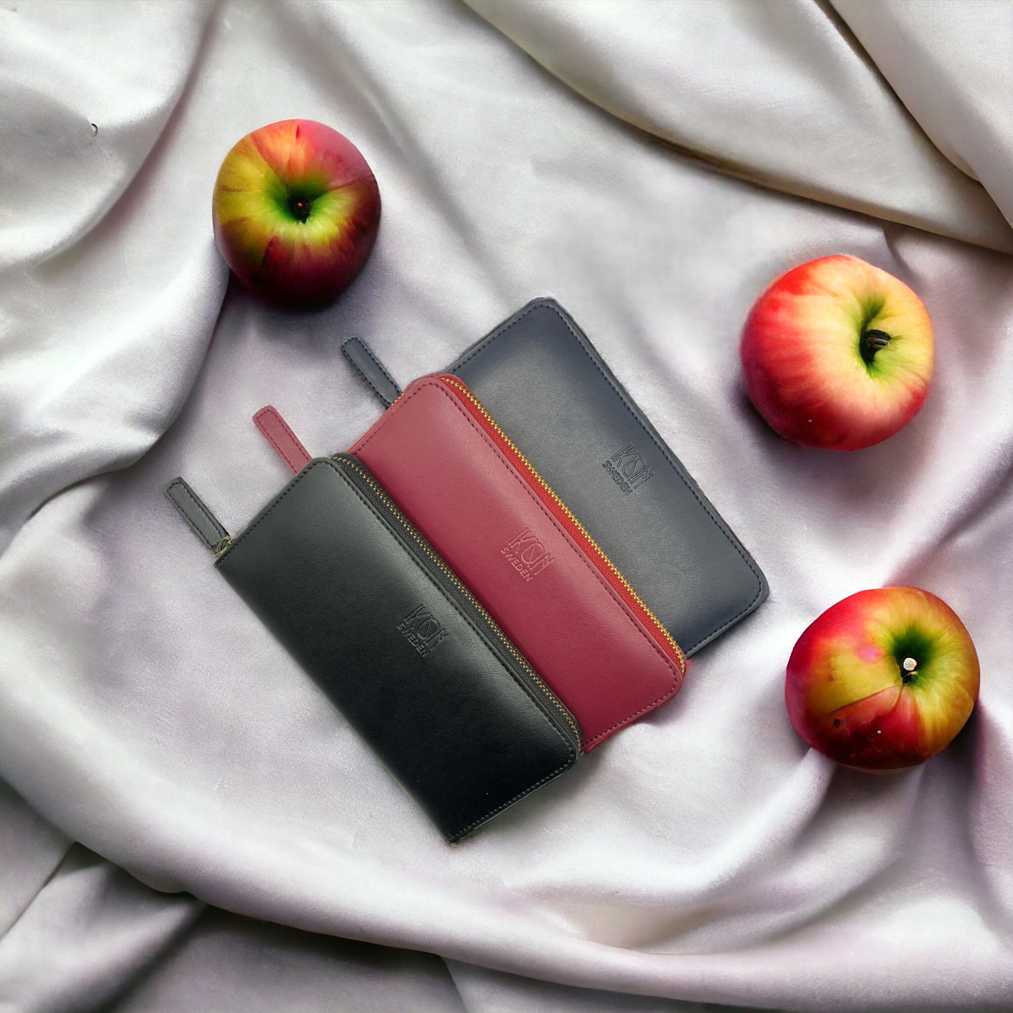 Kivik Long Zip Wallet