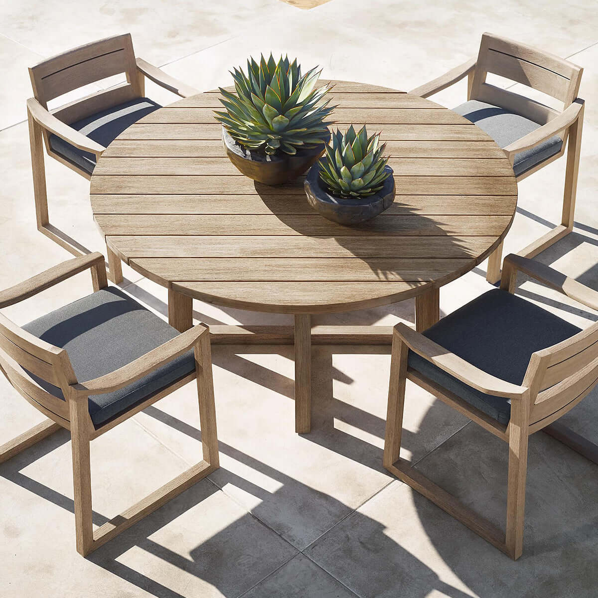 Sebastian Round Table